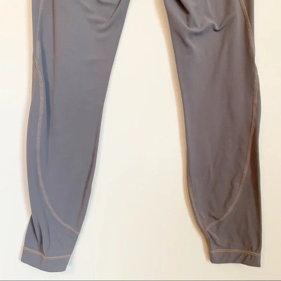 Athleta Salutation 7/8 Tight Powervita Flagstone Grey Legging Yoga Size XS - Picture 5 of 14